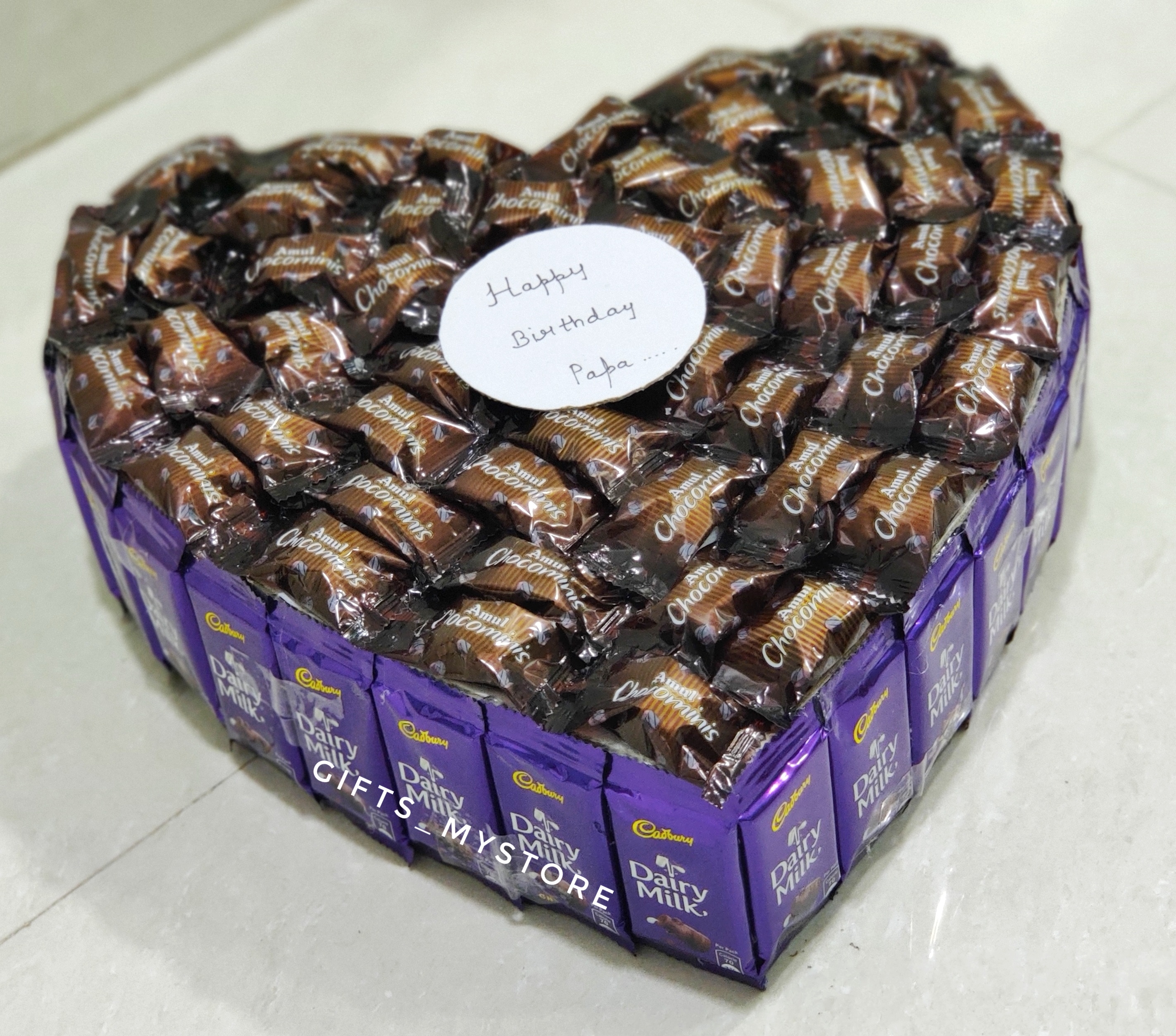 HEART CHOCOLATE HAMPER